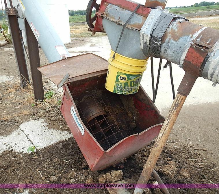 image for item BA9705 (7) 12 ton overhead bulk bins