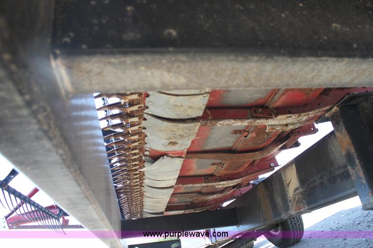 image for item F3288 1996 Case IH 1020 25' flex head