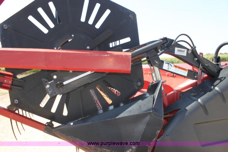 image for item F3288 1996 Case IH 1020 25' flex head