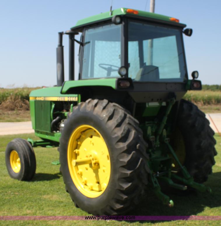 image for item F3289 John Deere 4440 tractor