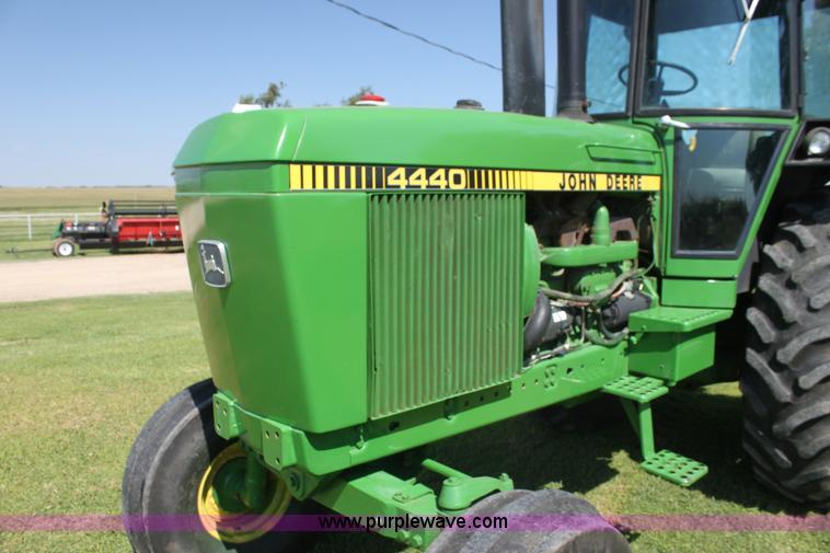 image for item F3289 John Deere 4440 tractor