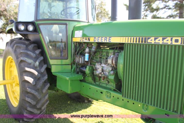 image for item F3289 John Deere 4440 tractor