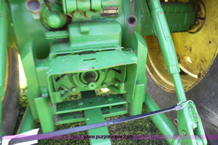 image for item F3289 John Deere 4440 tractor