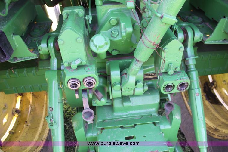 image for item F3289 John Deere 4440 tractor
