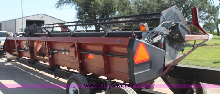 image for item F3290 2001 Case IH 1020 30' flex head
