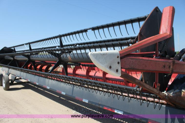 image for item F3290 2001 Case IH 1020 30' flex head