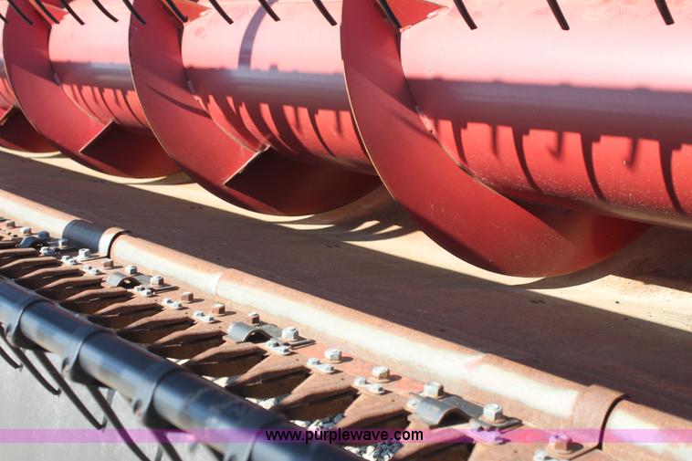 image for item F3290 2001 Case IH 1020 30' flex head