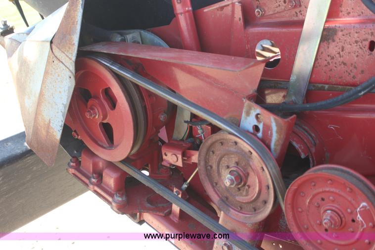 image for item F3290 2001 Case IH 1020 30' flex head