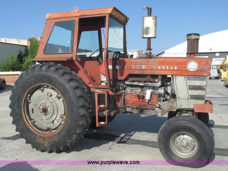 image for item F7472 1970 Massey-Ferguson 1100 tractor