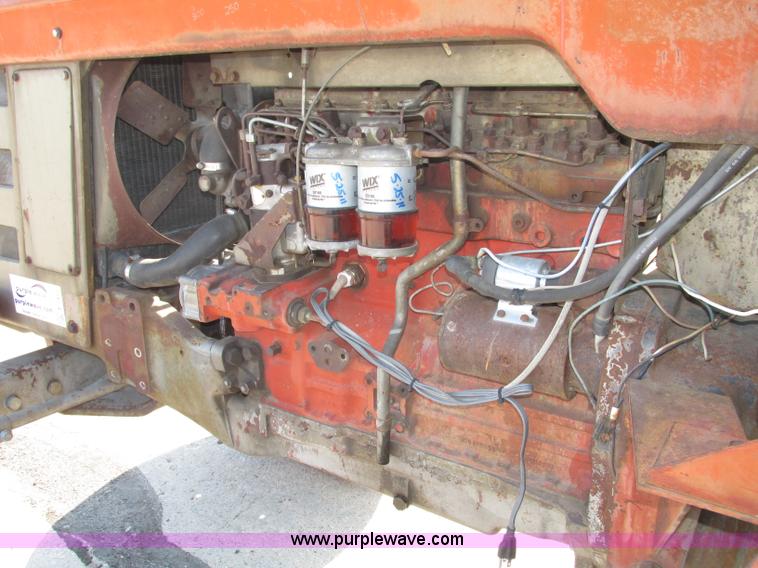 image for item F7472 1970 Massey-Ferguson 1100 tractor