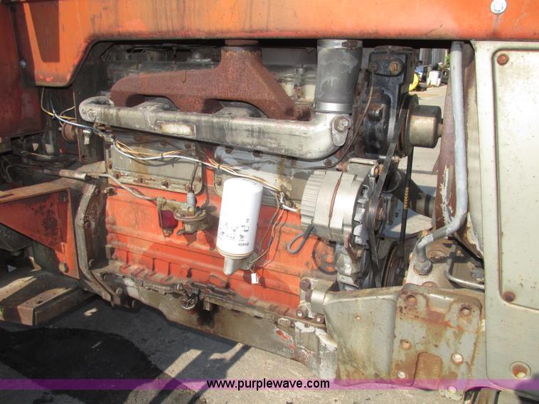 image for item F7472 1970 Massey-Ferguson 1100 tractor