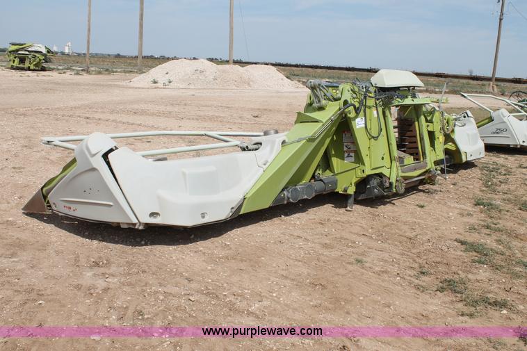 image for item H1739 2008 Claas Orbis 750 row crop head
