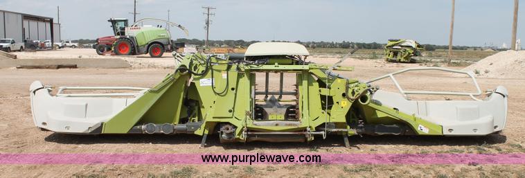 image for item H1739 2008 Claas Orbis 750 row crop head