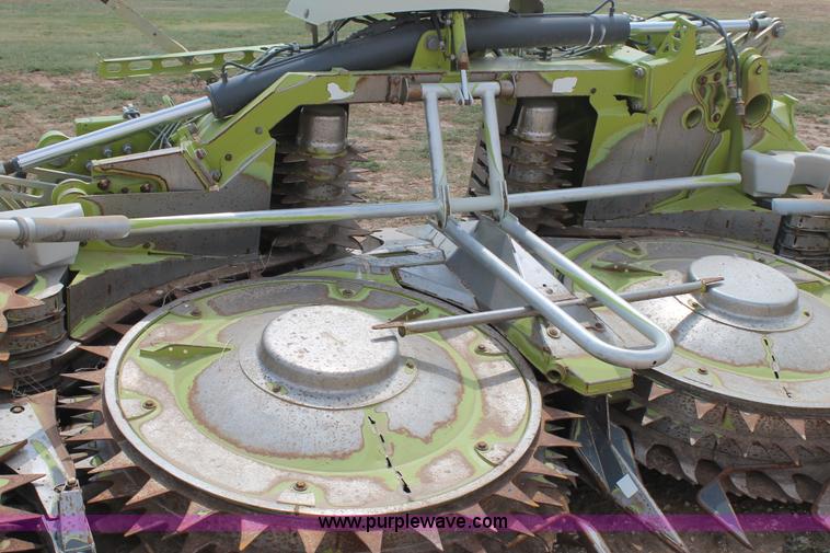 image for item H1739 2008 Claas Orbis 750 row crop head
