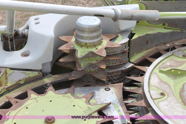 image for item H1739 2008 Claas Orbis 750 row crop head