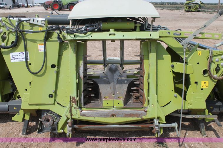 image for item H1739 2008 Claas Orbis 750 row crop head
