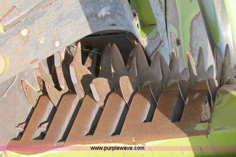 image for item H1739 2008 Claas Orbis 750 row crop head