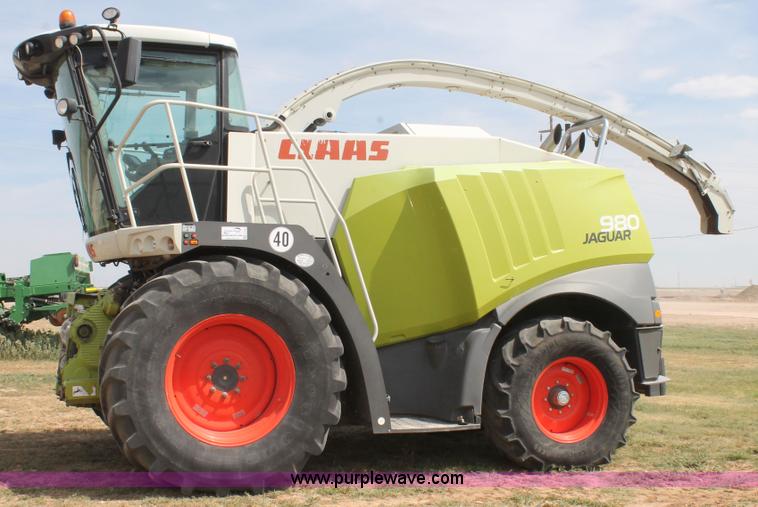 image for item H1740 2009 Claas Jaguar 980 forage harvester
