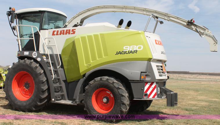 image for item H1740 2009 Claas Jaguar 980 forage harvester
