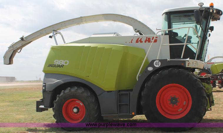 image for item H1740 2009 Claas Jaguar 980 forage harvester