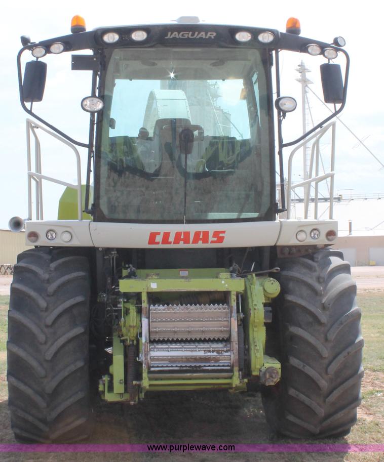 image for item H1740 2009 Claas Jaguar 980 forage harvester
