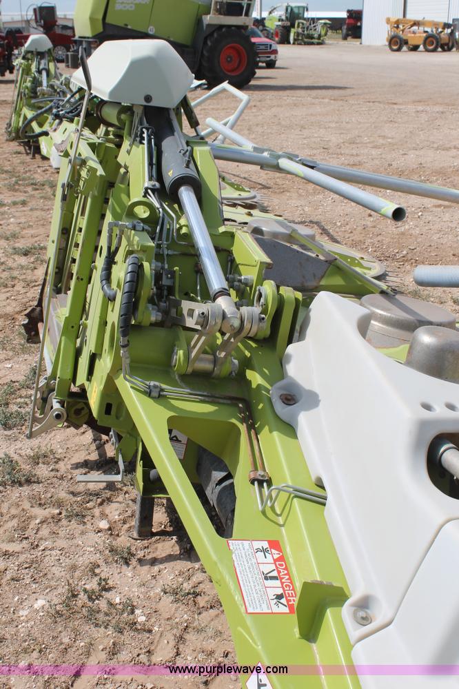 image for item H1741 2009 Claas Orbis 750 row crop head