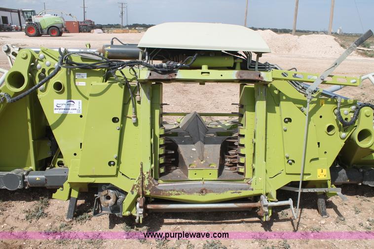 image for item H1741 2009 Claas Orbis 750 row crop head