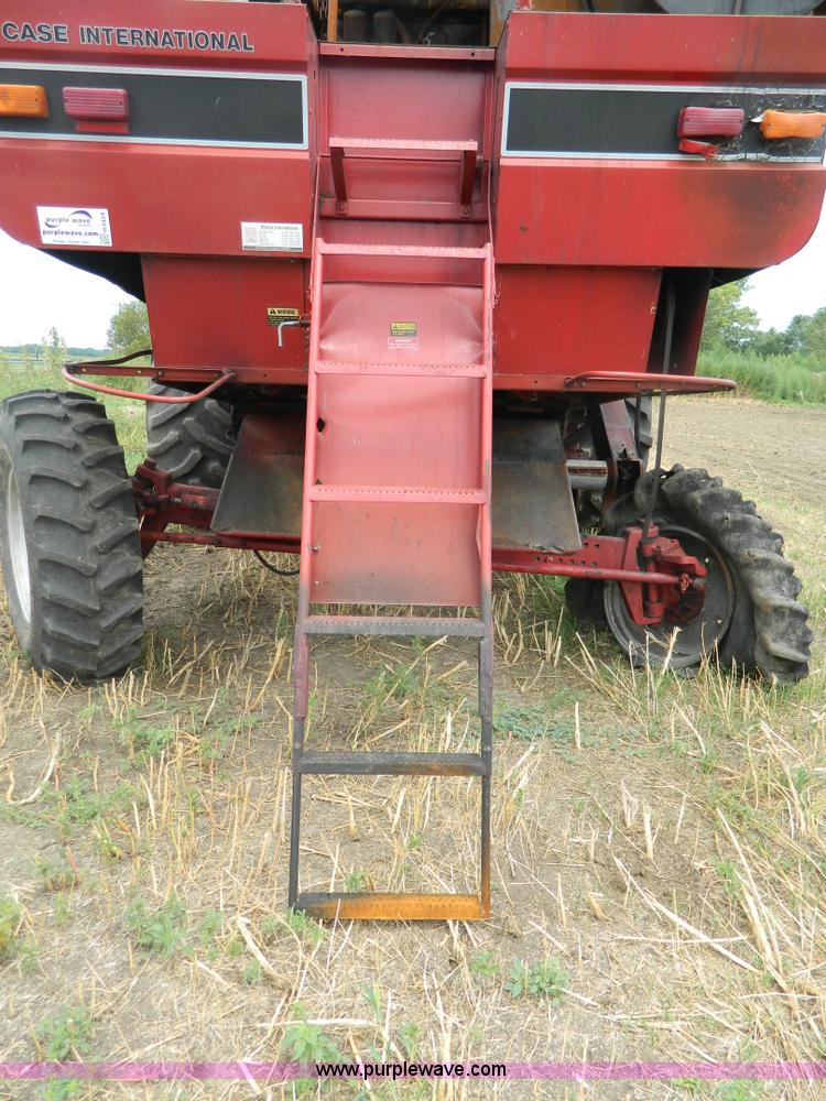 image for item H2424 1986 Case IH 1680 Axial-Flow combine
