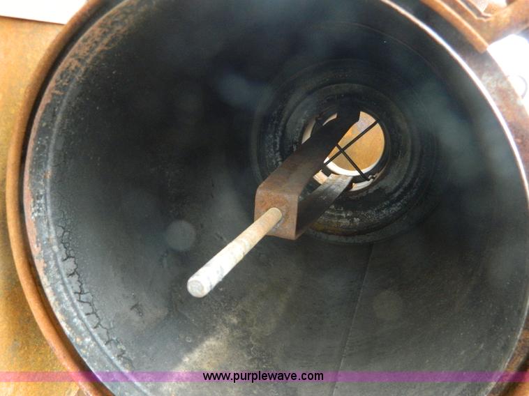 image for item H2424 1986 Case IH 1680 Axial-Flow combine