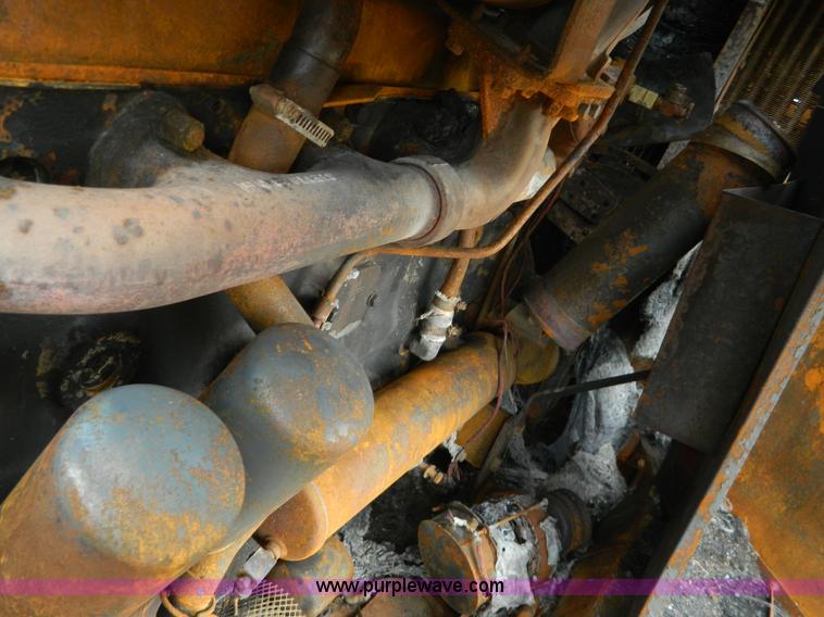 image for item H2424 1986 Case IH 1680 Axial-Flow combine