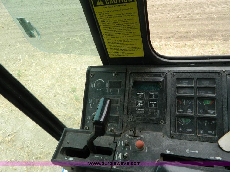 image for item H2424 1986 Case IH 1680 Axial-Flow combine