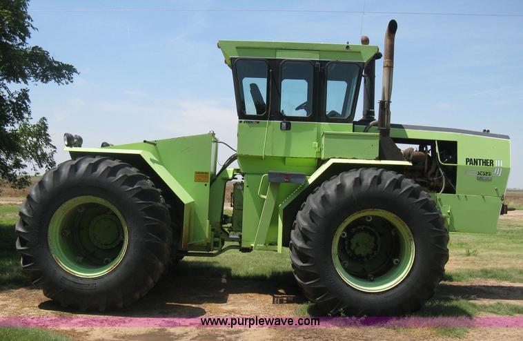 image for item H5278 1981 Steiger Panther III ST325 4WD tractor