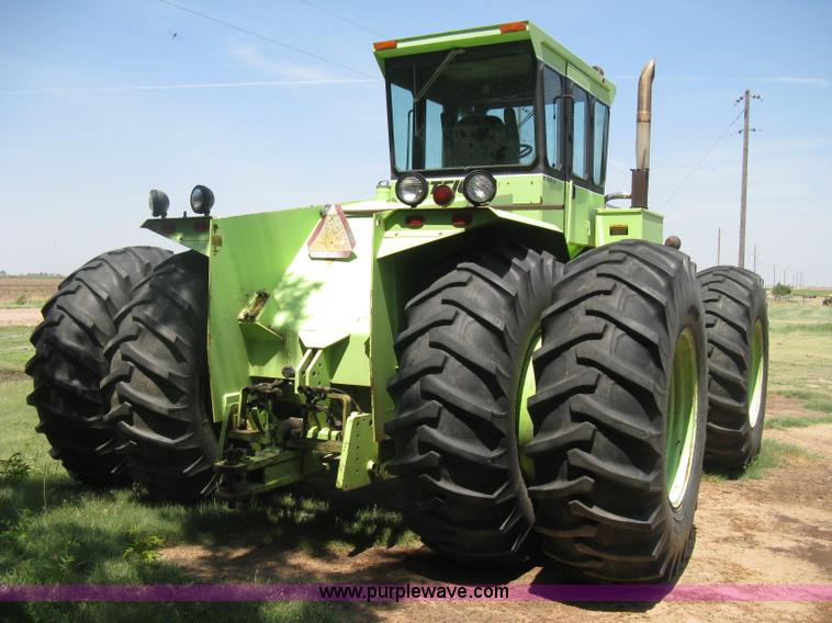 image for item H5278 1981 Steiger Panther III ST325 4WD tractor