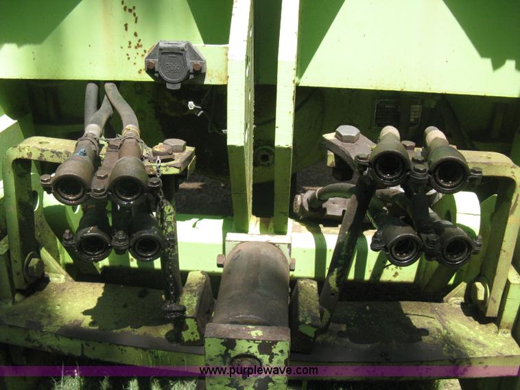 image for item H5278 1981 Steiger Panther III ST325 4WD tractor