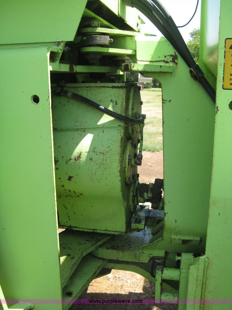 image for item H5278 1981 Steiger Panther III ST325 4WD tractor