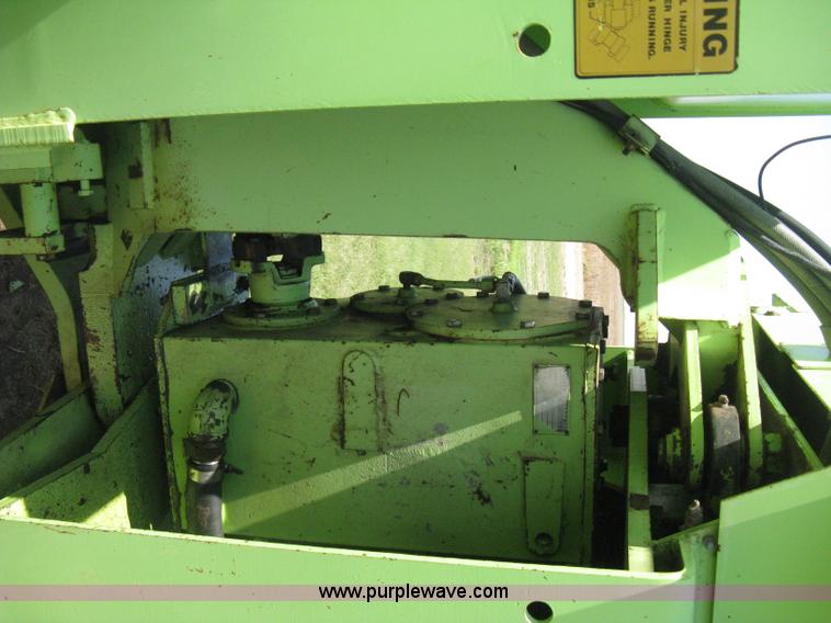 image for item H5278 1981 Steiger Panther III ST325 4WD tractor