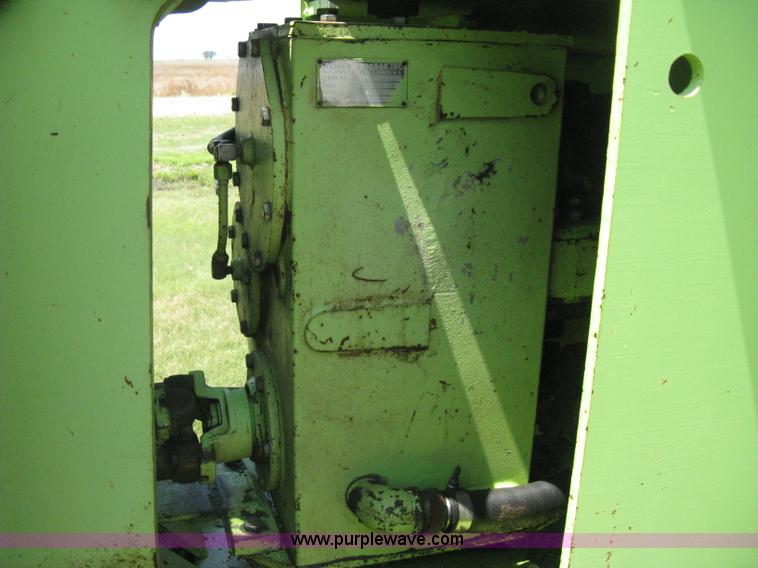 image for item H5278 1981 Steiger Panther III ST325 4WD tractor