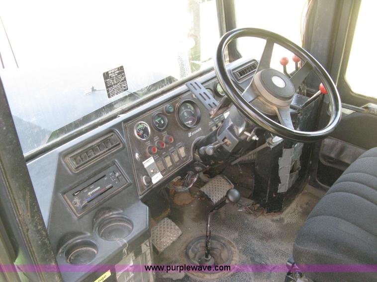 image for item H5278 1981 Steiger Panther III ST325 4WD tractor