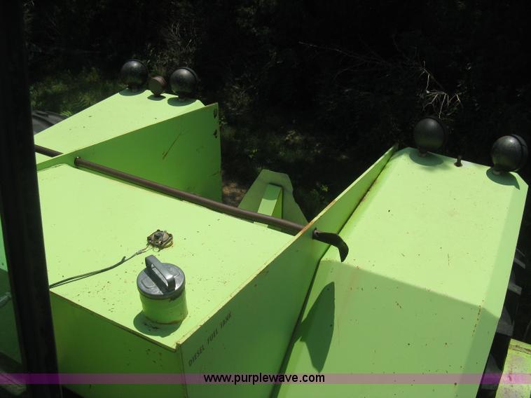 image for item H5278 1981 Steiger Panther III ST325 4WD tractor