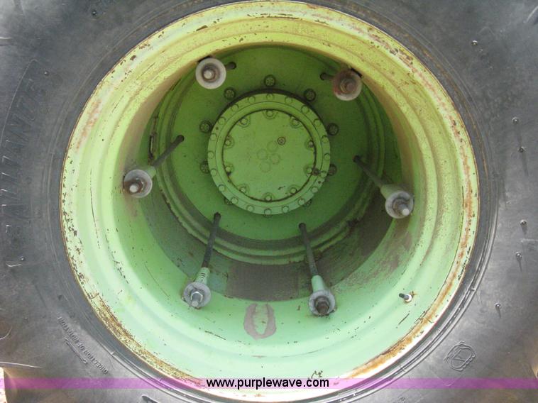 image for item H5278 1981 Steiger Panther III ST325 4WD tractor