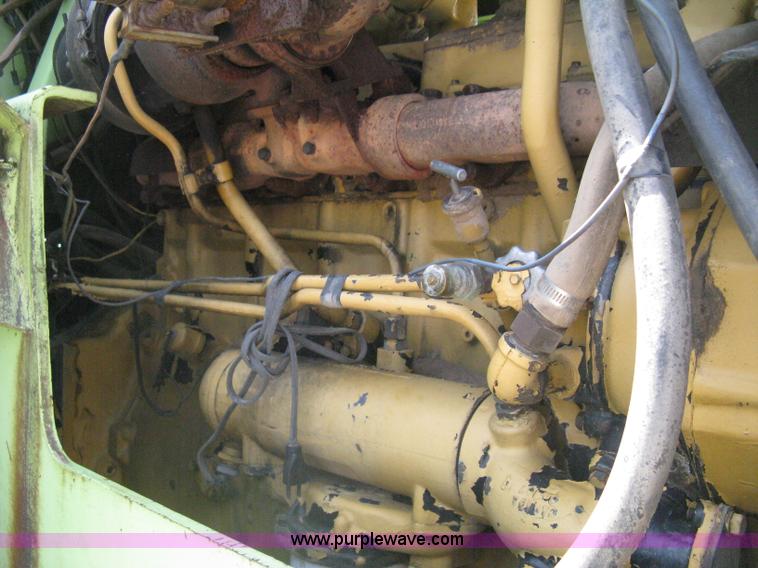 image for item H5278 1981 Steiger Panther III ST325 4WD tractor