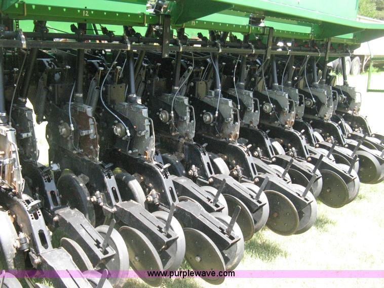 image for item H5279 2004 Great Plains 3N-4025P precision no-till drill