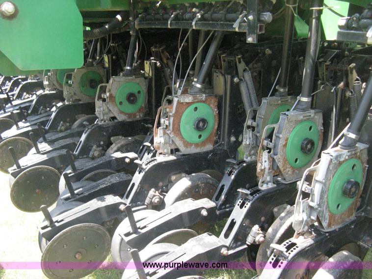 image for item H5279 2004 Great Plains 3N-4025P precision no-till drill
