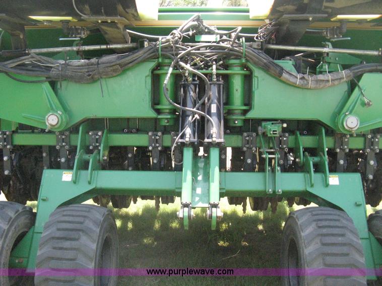 image for item H5279 2004 Great Plains 3N-4025P precision no-till drill