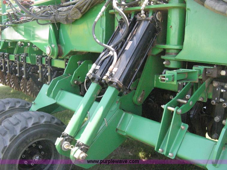 image for item H5279 2004 Great Plains 3N-4025P precision no-till drill