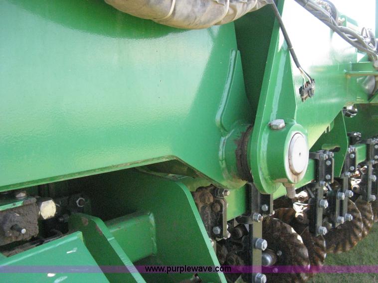 image for item H5279 2004 Great Plains 3N-4025P precision no-till drill