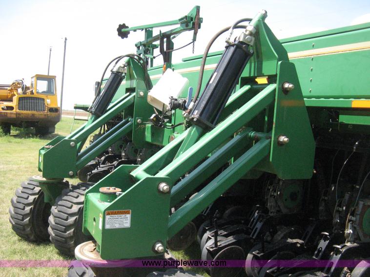 image for item H5279 2004 Great Plains 3N-4025P precision no-till drill