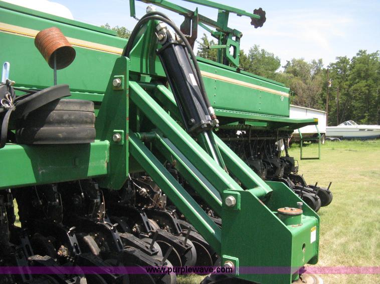 image for item H5279 2004 Great Plains 3N-4025P precision no-till drill