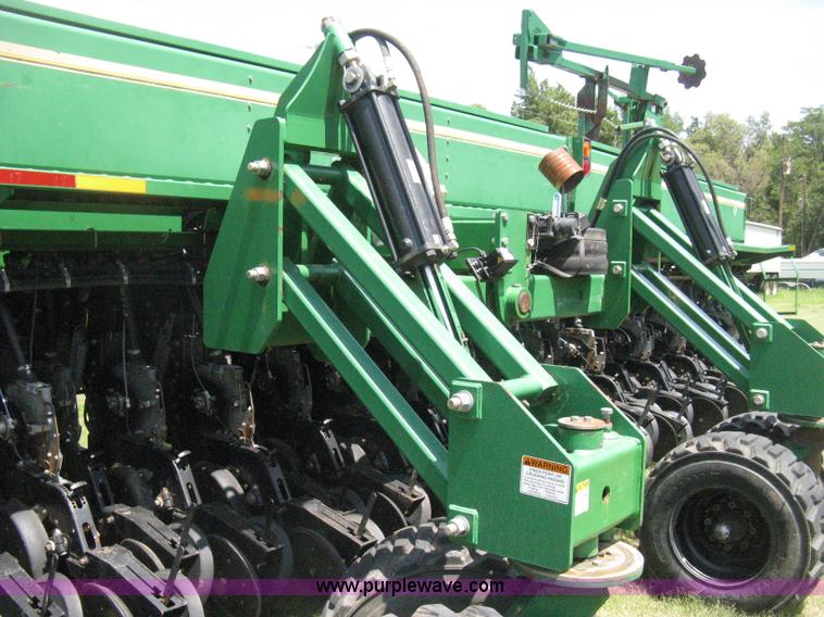 image for item H5279 2004 Great Plains 3N-4025P precision no-till drill