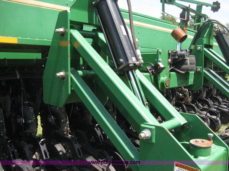 image for item H5279 2004 Great Plains 3N-4025P precision no-till drill